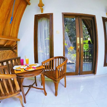 גילי אייר Ina Gili Guesthouse מראה חיצוני תמונה