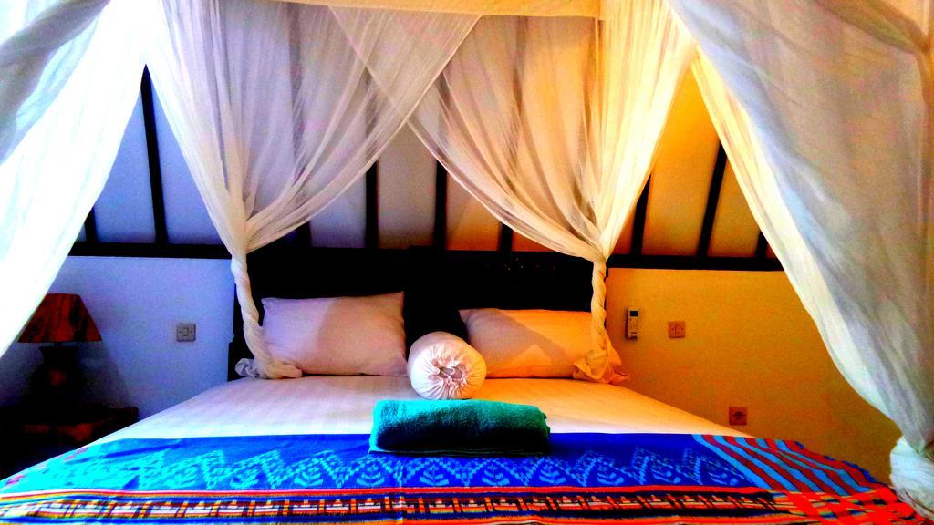גילי אייר Ina Gili Guesthouse מראה חיצוני תמונה