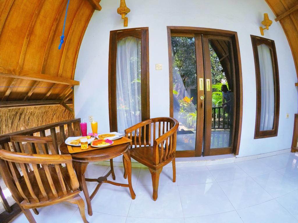 גילי אייר Ina Gili Guesthouse מראה חיצוני תמונה