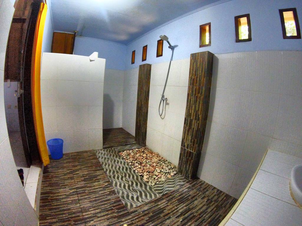 גילי אייר Ina Gili Guesthouse מראה חיצוני תמונה