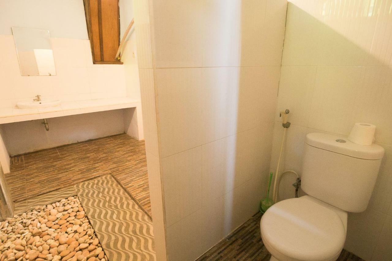 גילי אייר Ina Gili Guesthouse מראה חיצוני תמונה