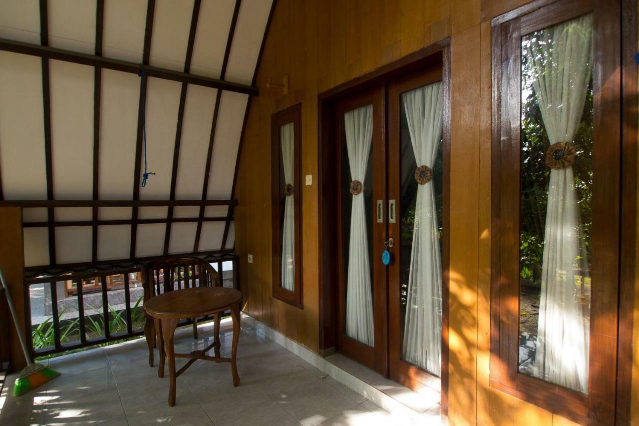 גילי אייר Ina Gili Guesthouse מראה חיצוני תמונה